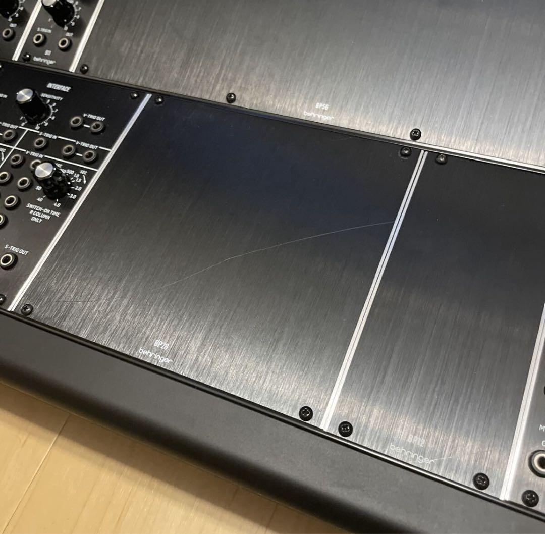 behringer System-15アナログシンセサイザー モジュラーシンセ