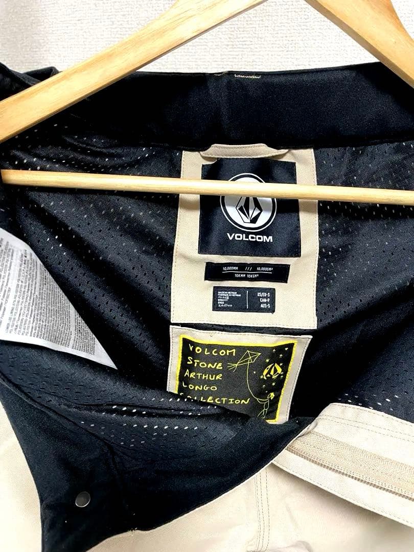 新品未使用 VOLCOM スノーボード 上下セット ボルコム アーサーロンゴ
