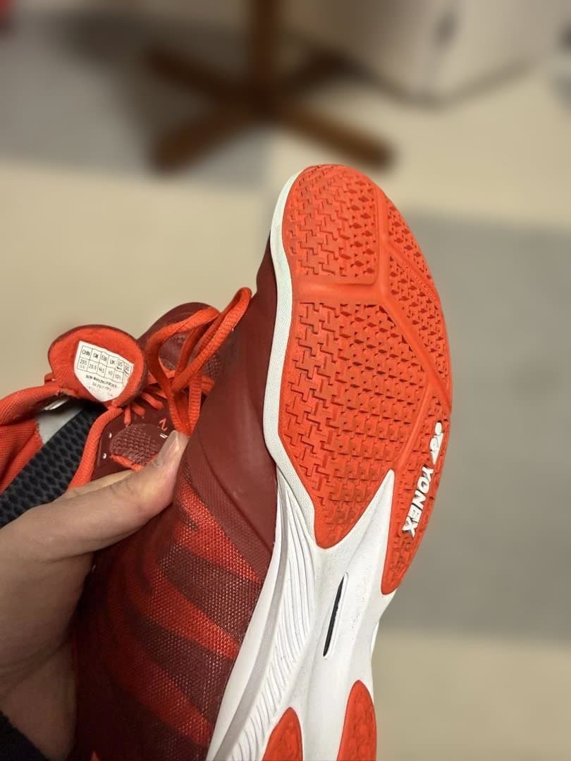 YONEX COMFORT Z 28.5 バドミントンシューズ レッド