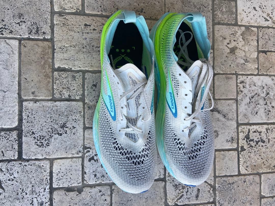 BROOKS ハイペリオンエリート4PB