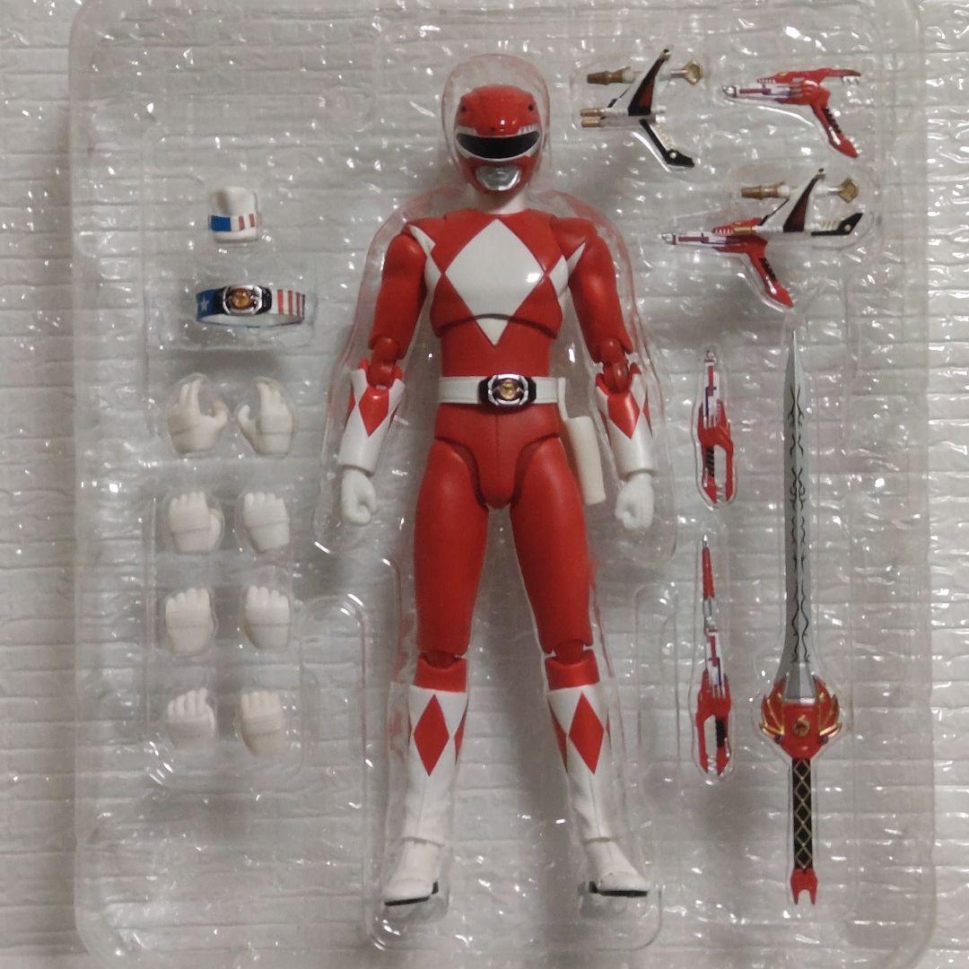 S.Hフィギュアーツ　 ティラノレンジャー