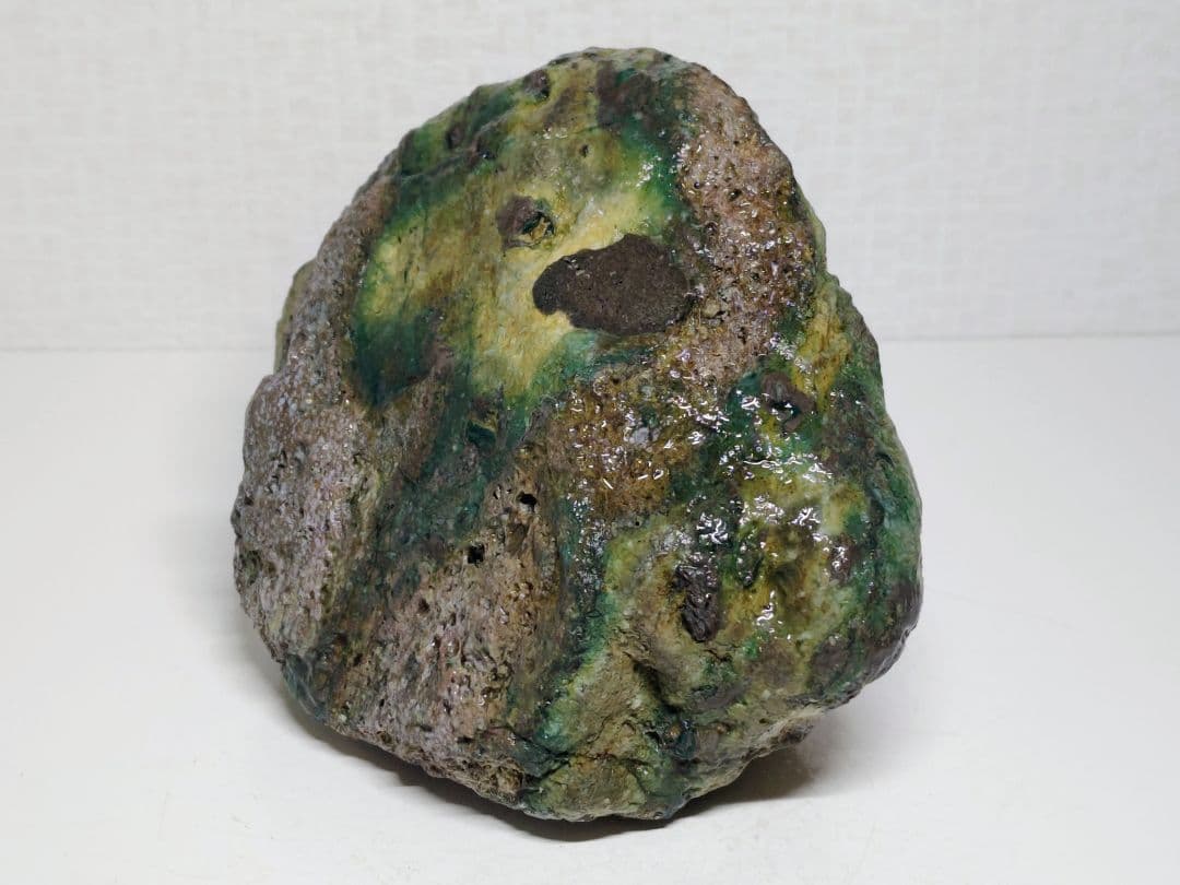 孔雀石 1.8kg 紋石 原石 鑑賞石 自然石 誕生石 鉱物 鉱石 水石