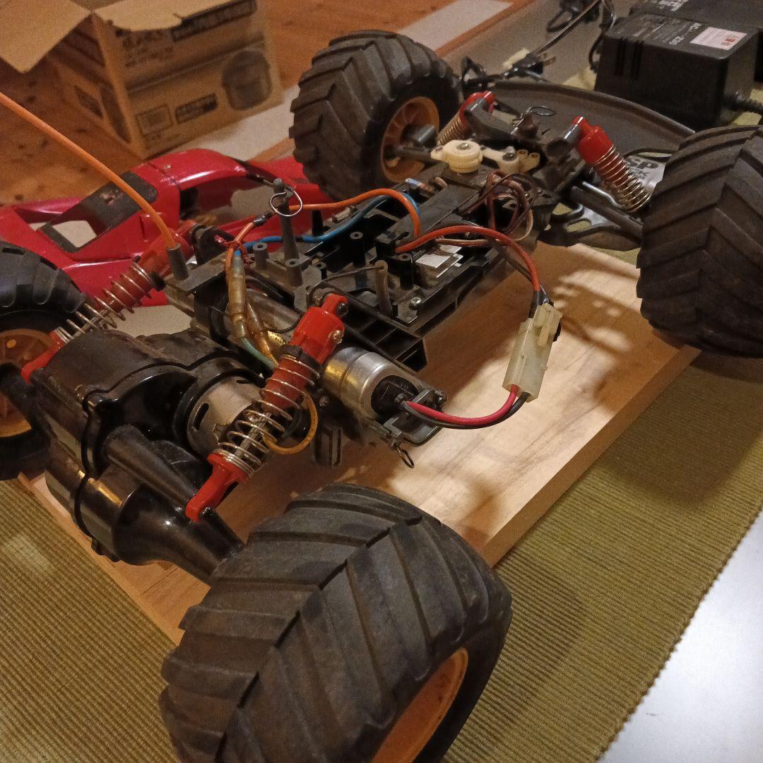 要修理！　オフロードRCカー 本体とプロポ、バッテリーセット