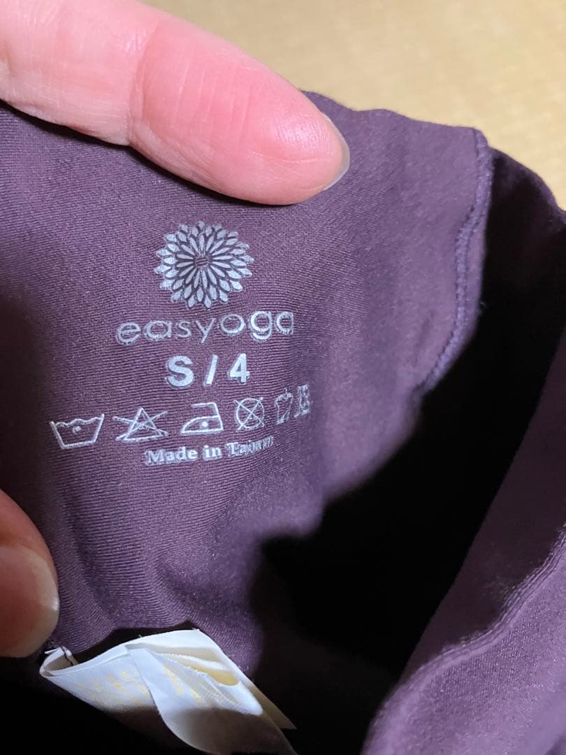 easyogaコンサントゥレイトパンツ サイズ4