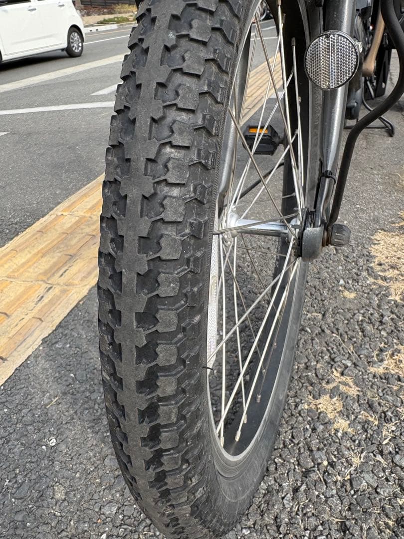 中古20㌅ブリヂストンビッケ電動アシスト自転車　8.7Ah 大阪　064