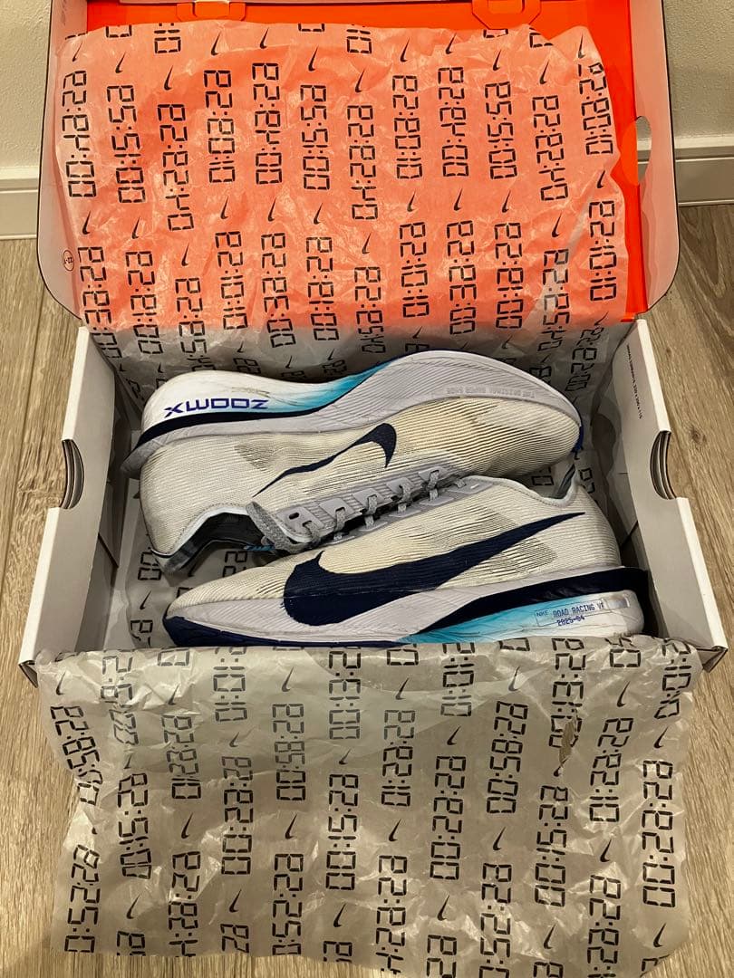 【3点セット】Nike ヴェイパーフライ4/シングレット/エアロスイフトタイツ