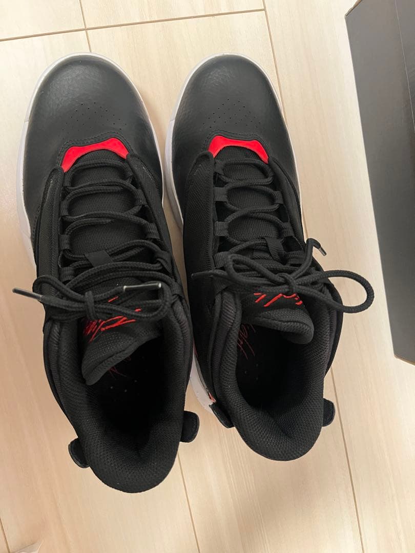 NIKEナイキ JORDAN MAX AURA 4 GS ジョーダン マックス