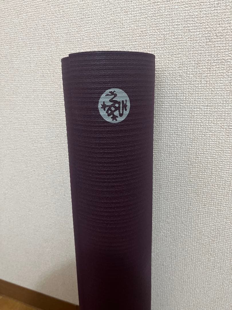 マンドゥカ　manduka プロライトヨガマット（5mm）