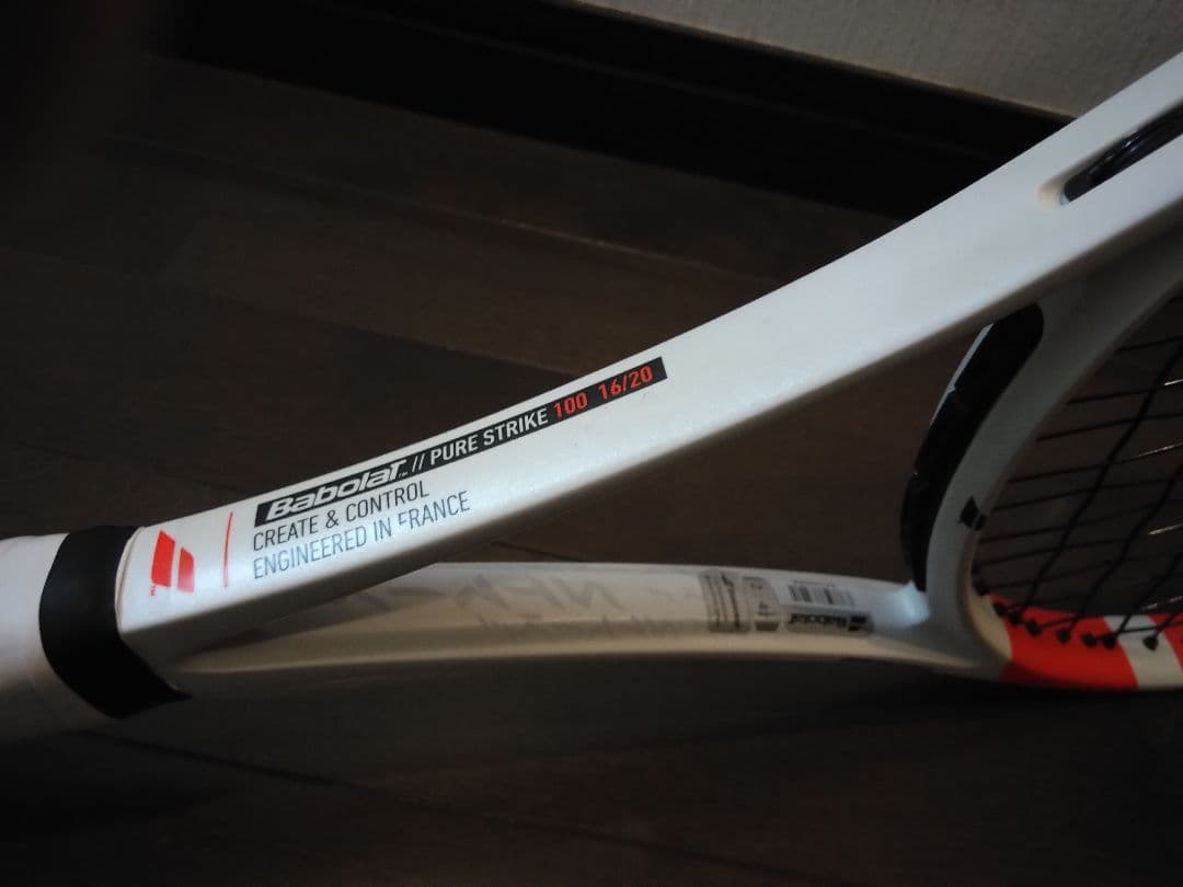 良品！Babolat ピュアストライク 100 硬式用テニスラケット