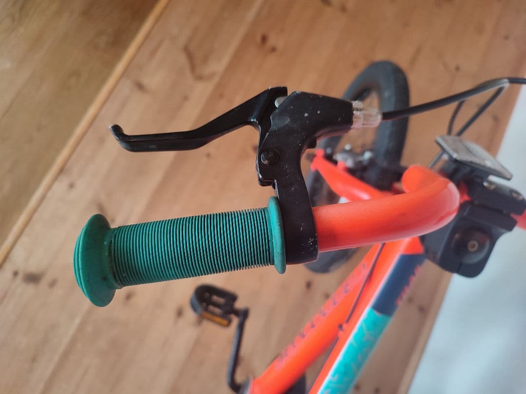 Cannondale キッズ　16インチ オレンジ