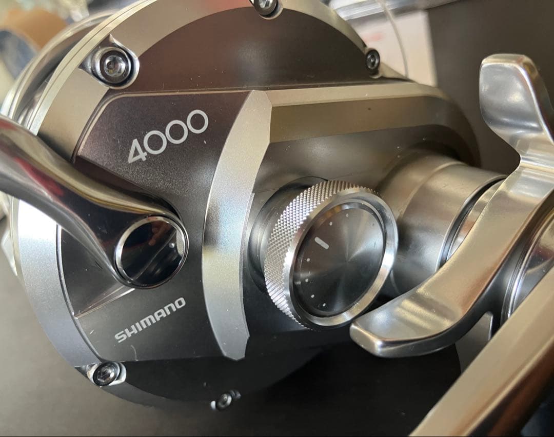リール SHIMANO OCEA JIGGER 4000