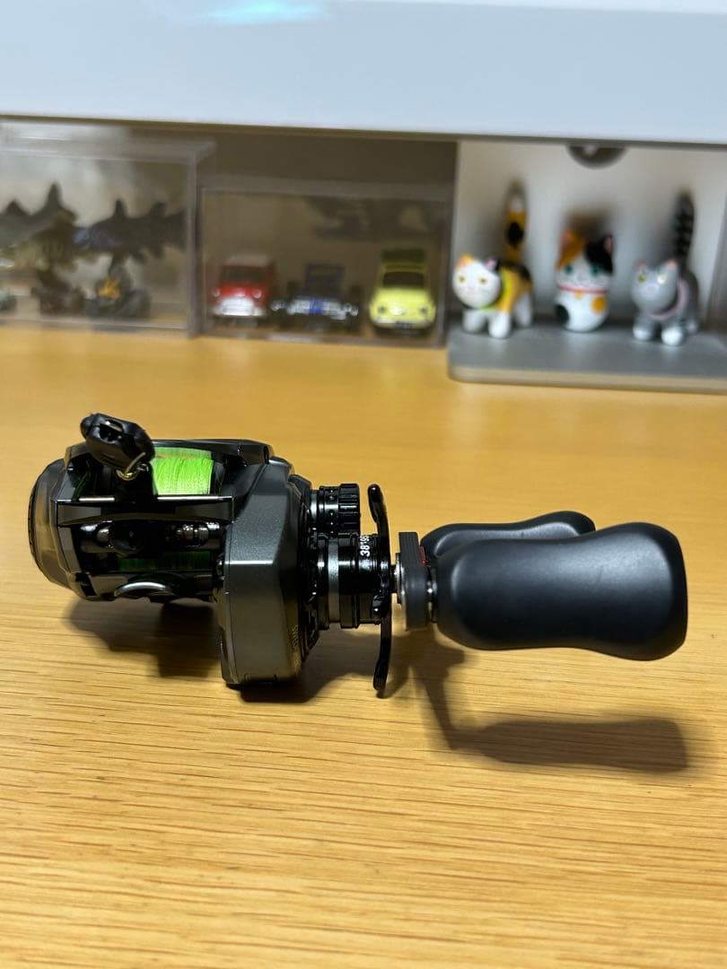 リール Abu Garcia Zenon BEAST9-L