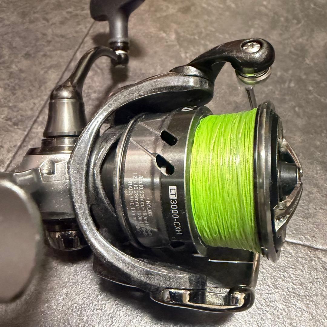 DAIWA 18 カルディア LT3000-CXH 箱 説明書 保証書あり
