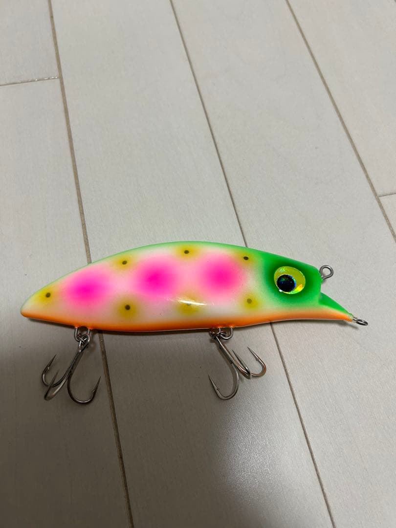 リッジライン　キョロキョロ140f パロット