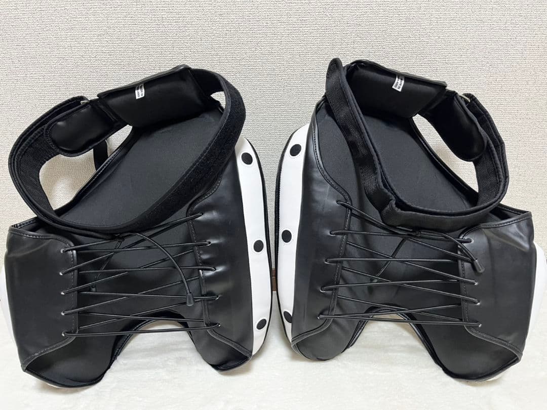 【新品】 フェアテックス Fairtex ローキックパッドプロテクター左右セット