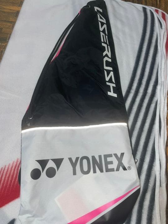 YONEX レーザーラッシュ 9V