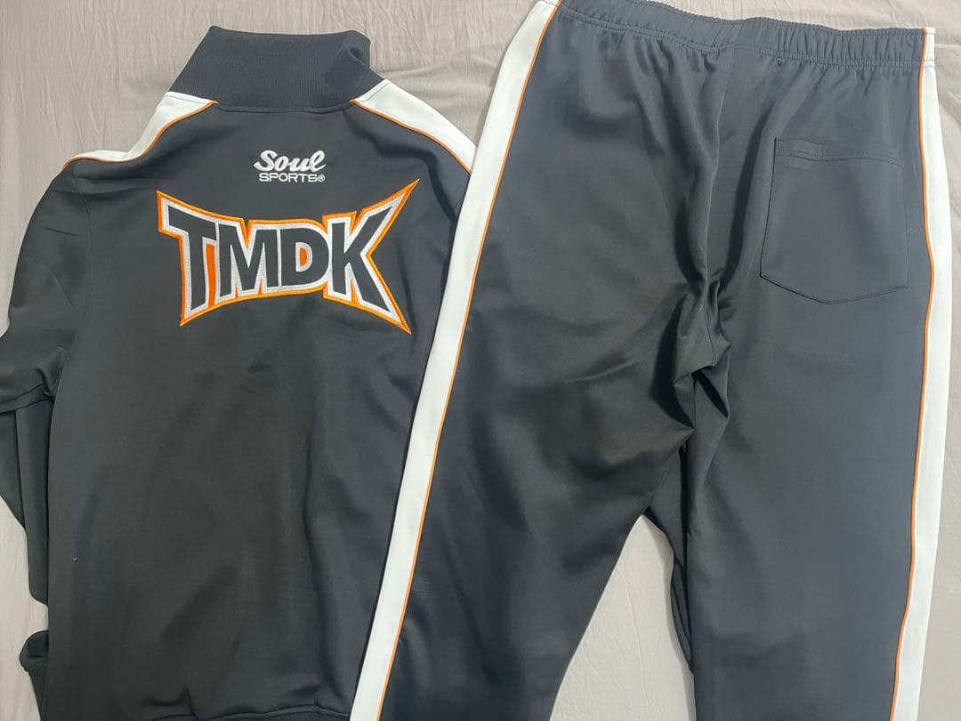 新日本プロレス　ジャージセットアップ　TMDK 2026年モデル　XLサイズ