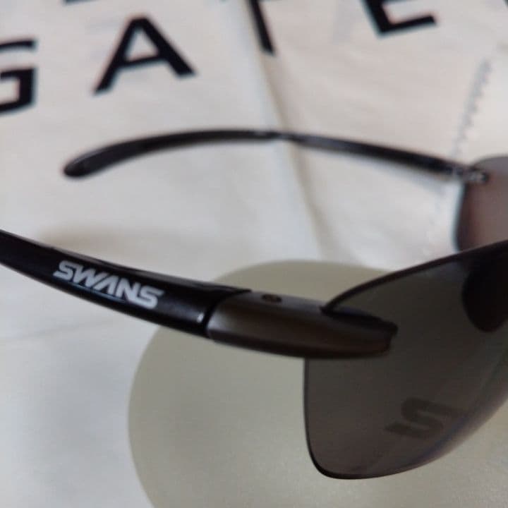 美品⭐SWANS⭐スポーツ⭐サングラス⭐ブラック⭐ケース付き⭐