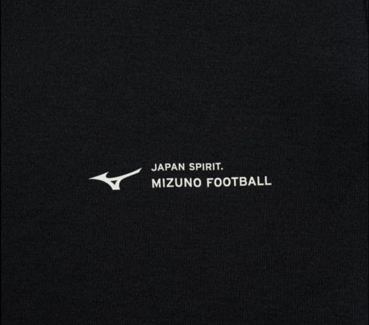ゆ*ー様 MIZUNOストレッチスウェットフーディー オフザピッチ ブラックＭサ