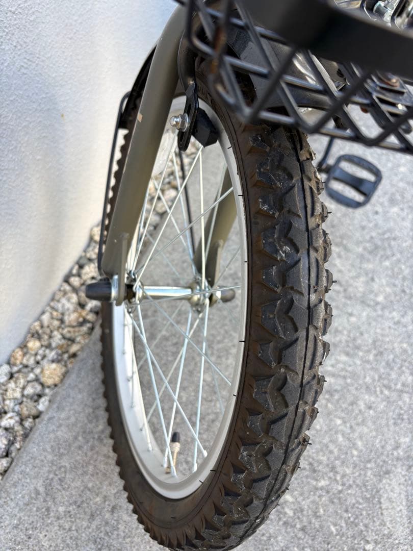 jeep カーキグリーン 18インチ自転車⭐︎