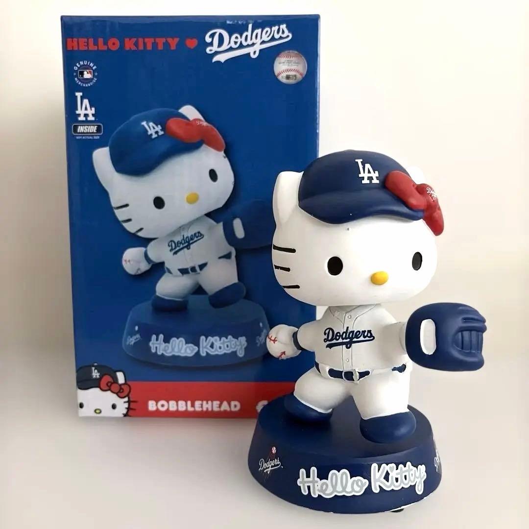 激レア 新品 箱付ハローキティ × ドジャース ボブルヘッド 陶器のような重厚感