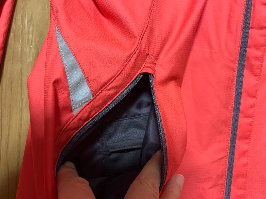 【未使用】プーマ　PUMA ウィンドブレーカー　オレンジ