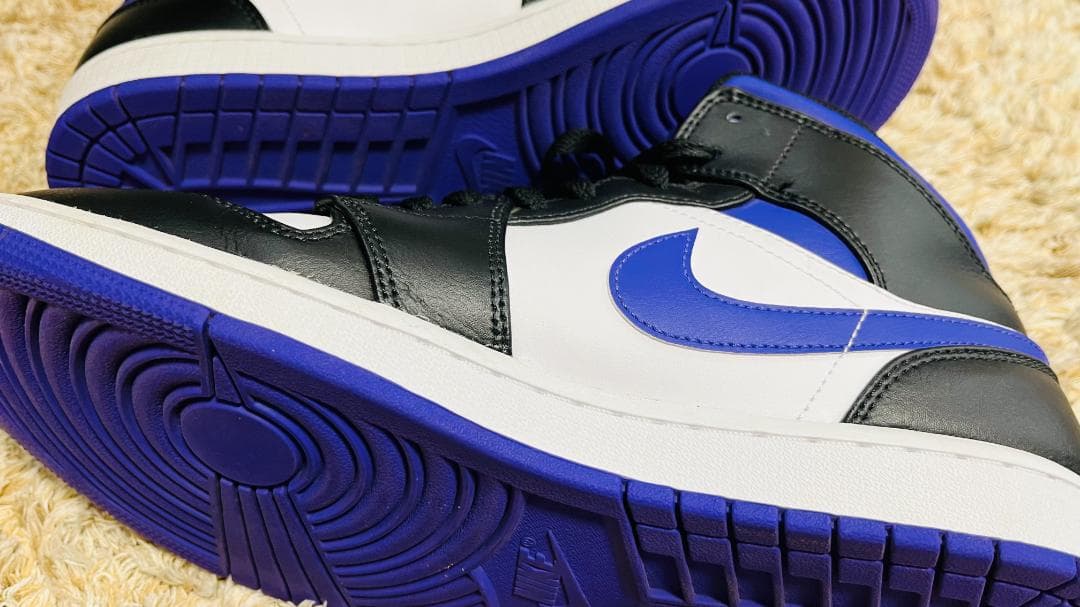 シューズ(男性用) NIKE AIR JORDAN 1MID BLACK/DARKIRISWHITE