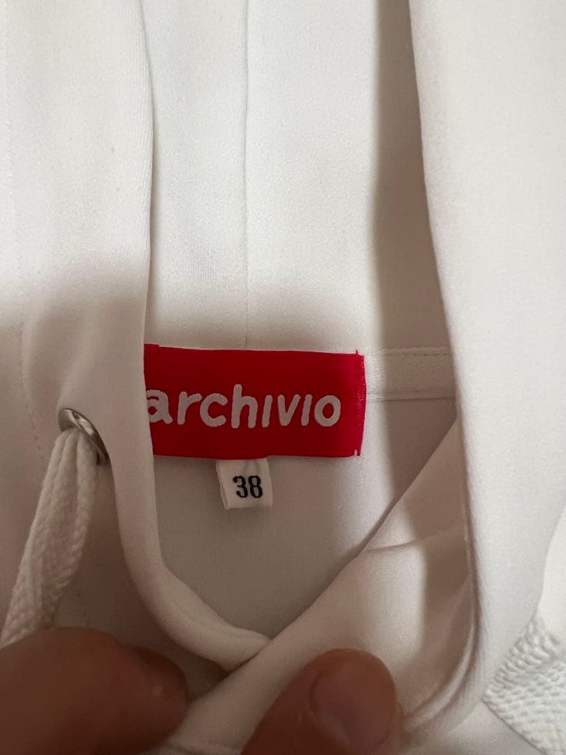 archivio アルチビオ フード付きプルオーバー パーカー 38 ホワイト