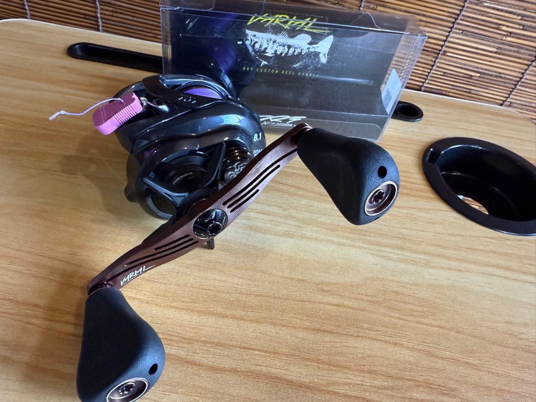 TATULA 300XH-L ベイトリール VARIALハンドル