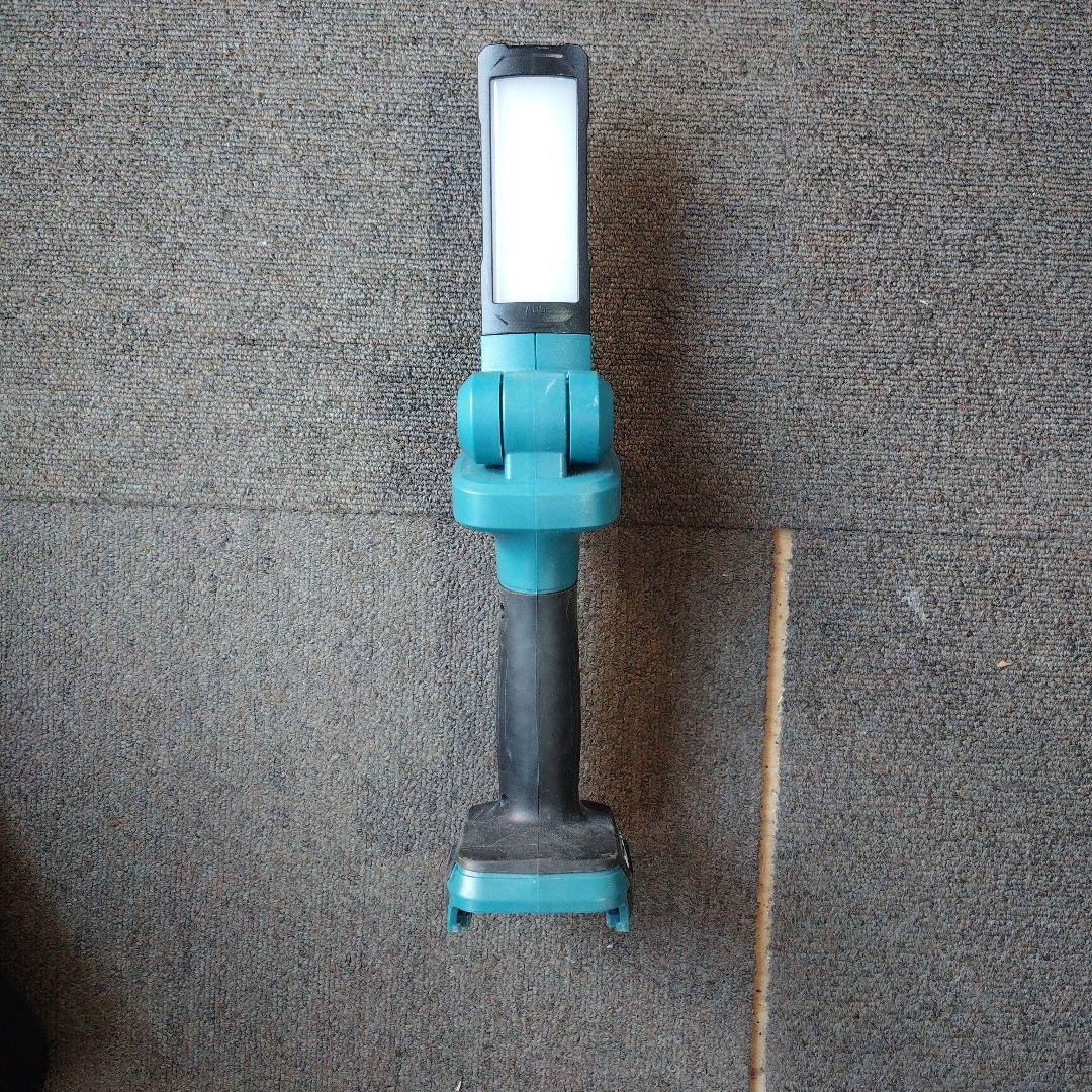 美品Makita ML816 ハンディライト 18V対応