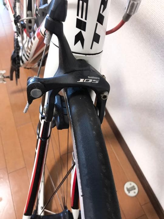 ロードバイク　トレック4.7フルカーボン　白