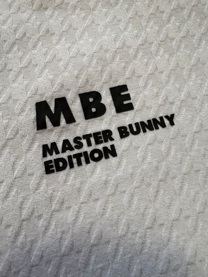 MASTER BUNNY EDITION パーリーゲイツ　ゴルフシャツ　サイズ4