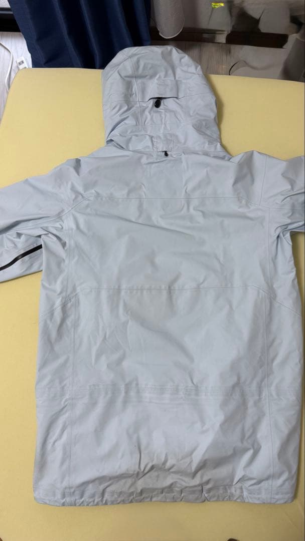 中古　22-23BURTON[ak] 3L HOVERJKT+ Freebird