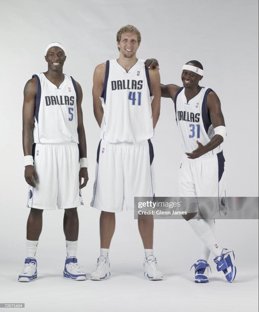 チ*ル様 刺繍‼️ NBAユニフォーム Dallas Mavs Dirk Now