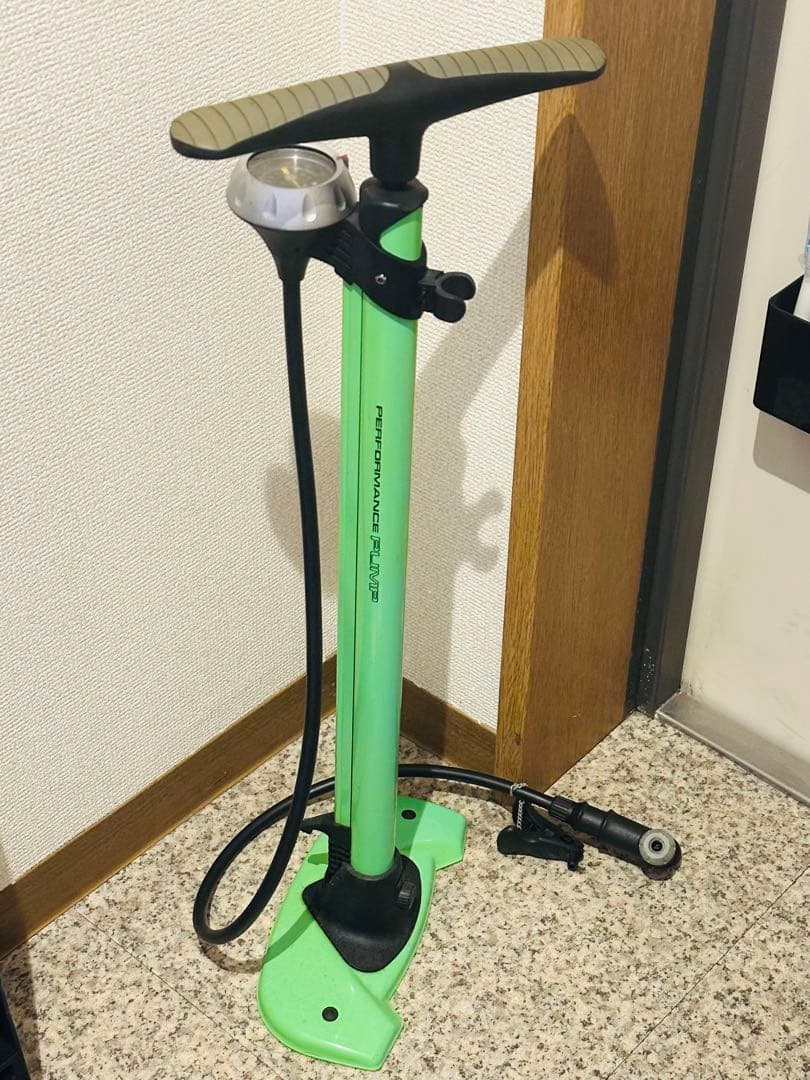 MERIDA ロードバイク SHIMANO搭載 メリダ シマノお値引不可【美品】