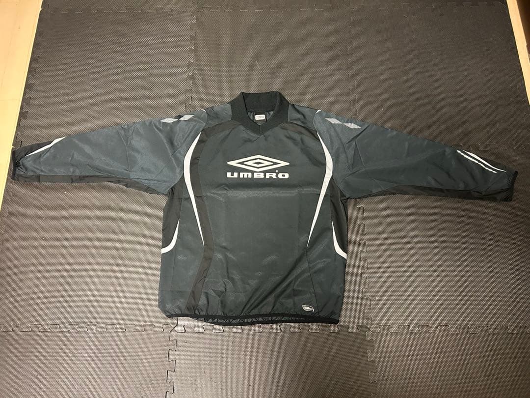 UMBRO ピステ上下セット ブラック　　　☆美品☆