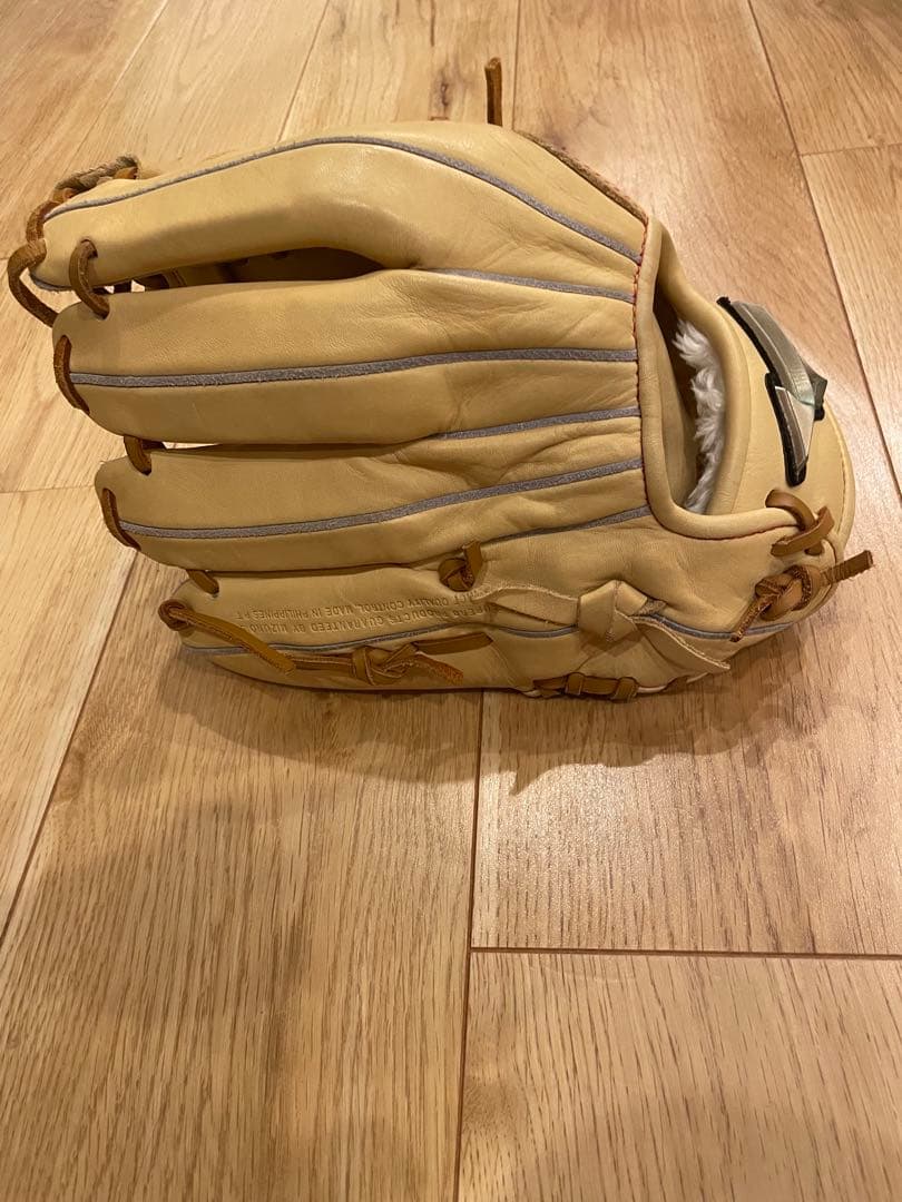 Mizuno 軟式グローブ ベージュ