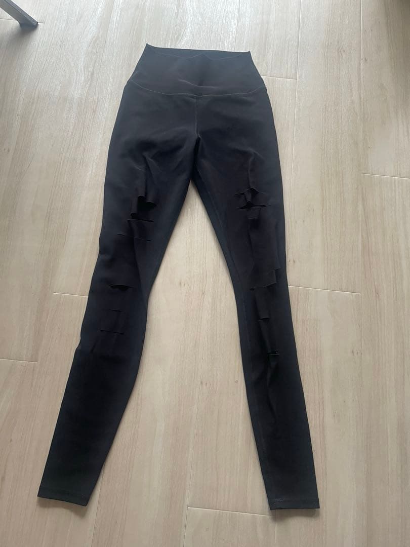 ヨガ・ピラティス alo High West Ripped Warrior legging XS