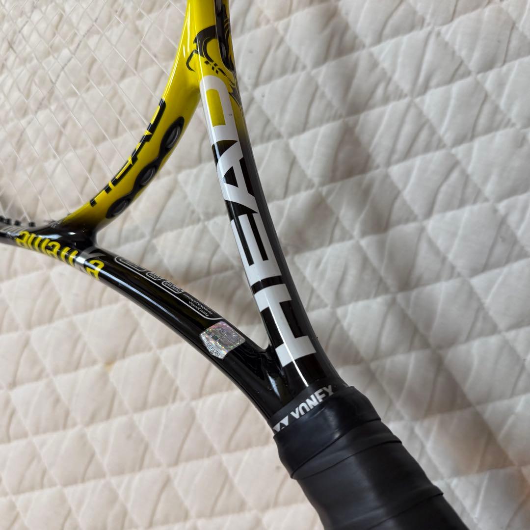 送料無理　HEAD Extreme MP テニスラケット スピン系 人気モデル
