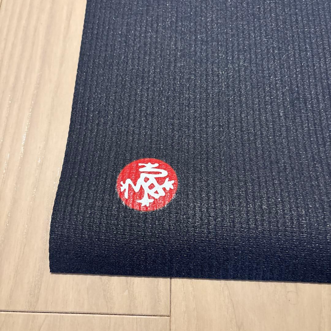 manduka ヨガマット 折りたたみ プロ トラベル ヨガマット(2.5mm)