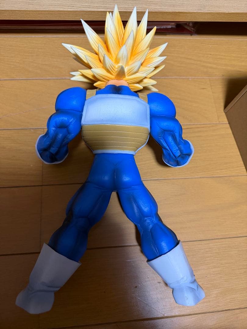 ドラゴンボール　一番くじ　トランクス　フィギュア　ムキンクス