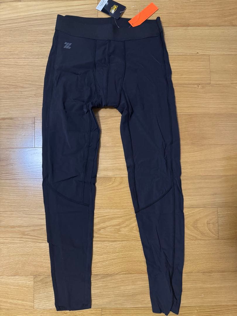 zett beams design フレックスムーブロングスパッツ