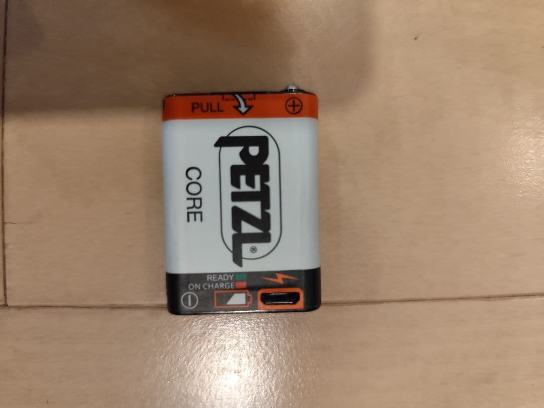 ペツル　IKO CORE　トレラン用ヘッドライト