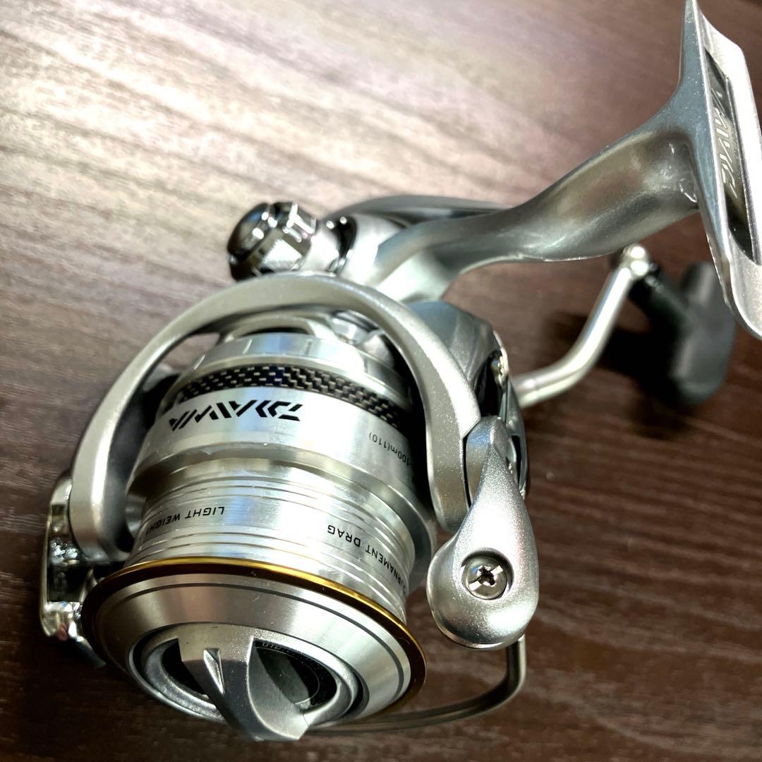 新品未使用★Daiwa 11カルディア 2506H スピニングリール　ダイワ