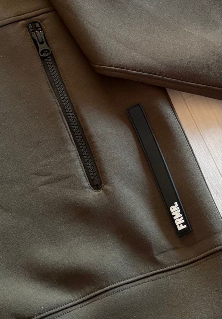 FRMR. ストレッチセットアップ カーキ サイズ2XL