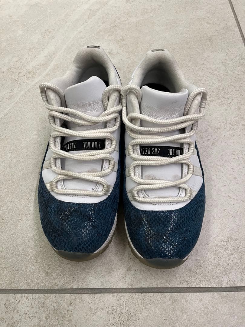 ナイキ エアジョーダン11 Retro Low