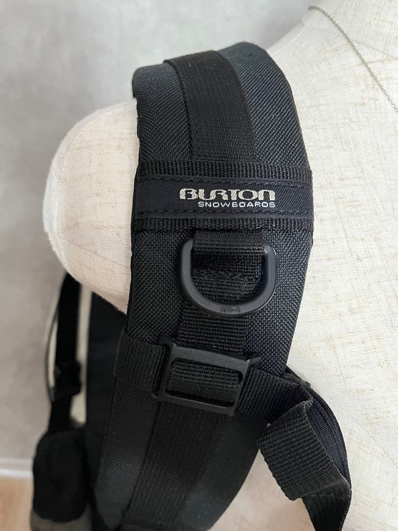 BURTONバートンリュックバックパックアウトドアベージュ刺繍ロゴスノーボード