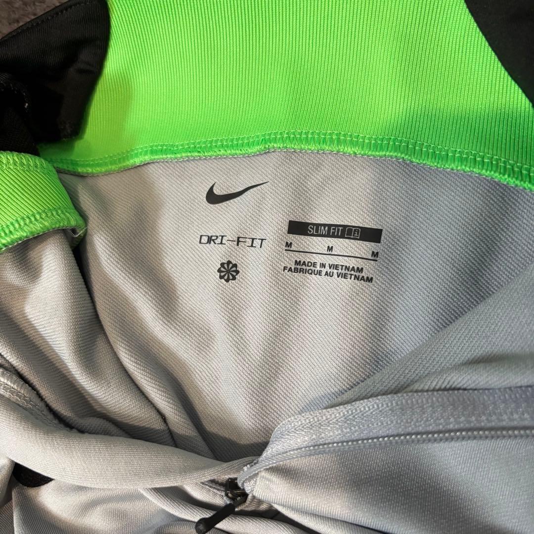 Nike Liverpool AXA 長袖ウェア