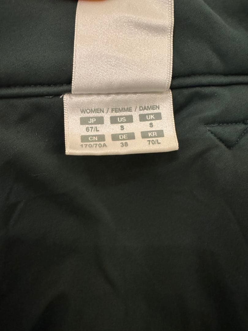 【セール美品】DESCENTE スカート　デサント