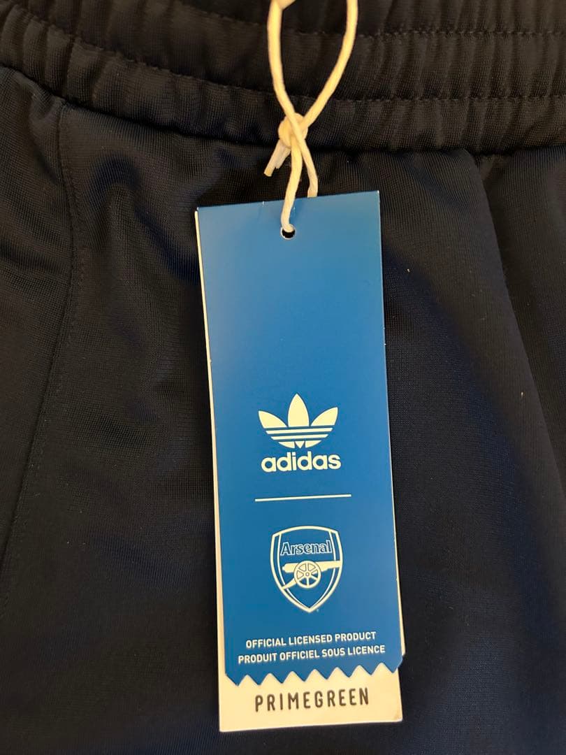 新品　アディダスadidas アーセナルFC トラックパンツ スリーストライプ